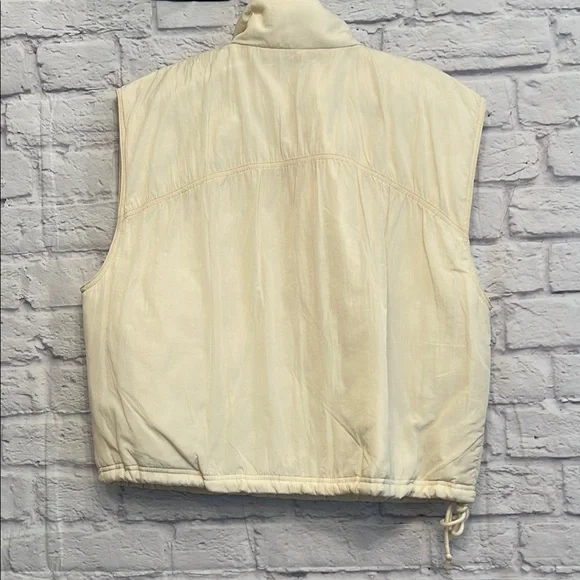 FREE PEOPLE MOVEMENT Cream Insulated vest